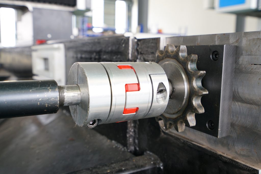 מתכת סיבי cnc חותך לייזר מכונת חיתוך לייזר ללוח פלדה אלומיניום ברזל גיליון נחושת