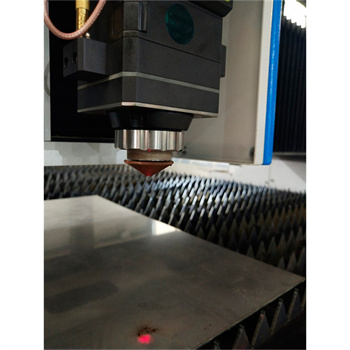 ייצור לייזר CNC 400w 500w 1000w 2000w מכונת חיתוך לייזר סיבי מתכת מוגנת